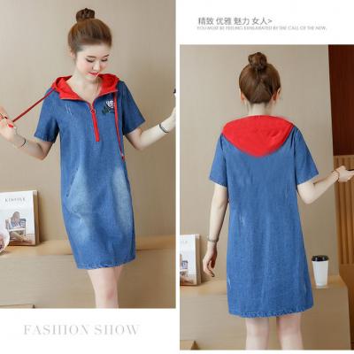 ĐẦM JEAN KIỂU PHỐI NÓN ĐỎ THÊU HOA HỒNG - NJ149